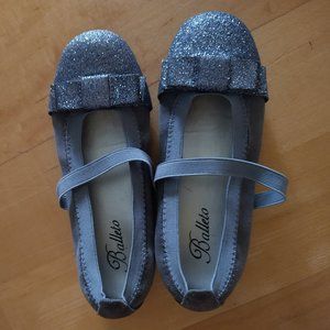 Girls sparkly gray & silver dress shoes